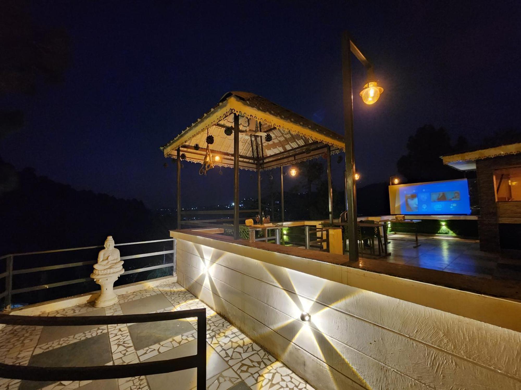 Pine Valley Resort Kasauli Eksteriør bilde