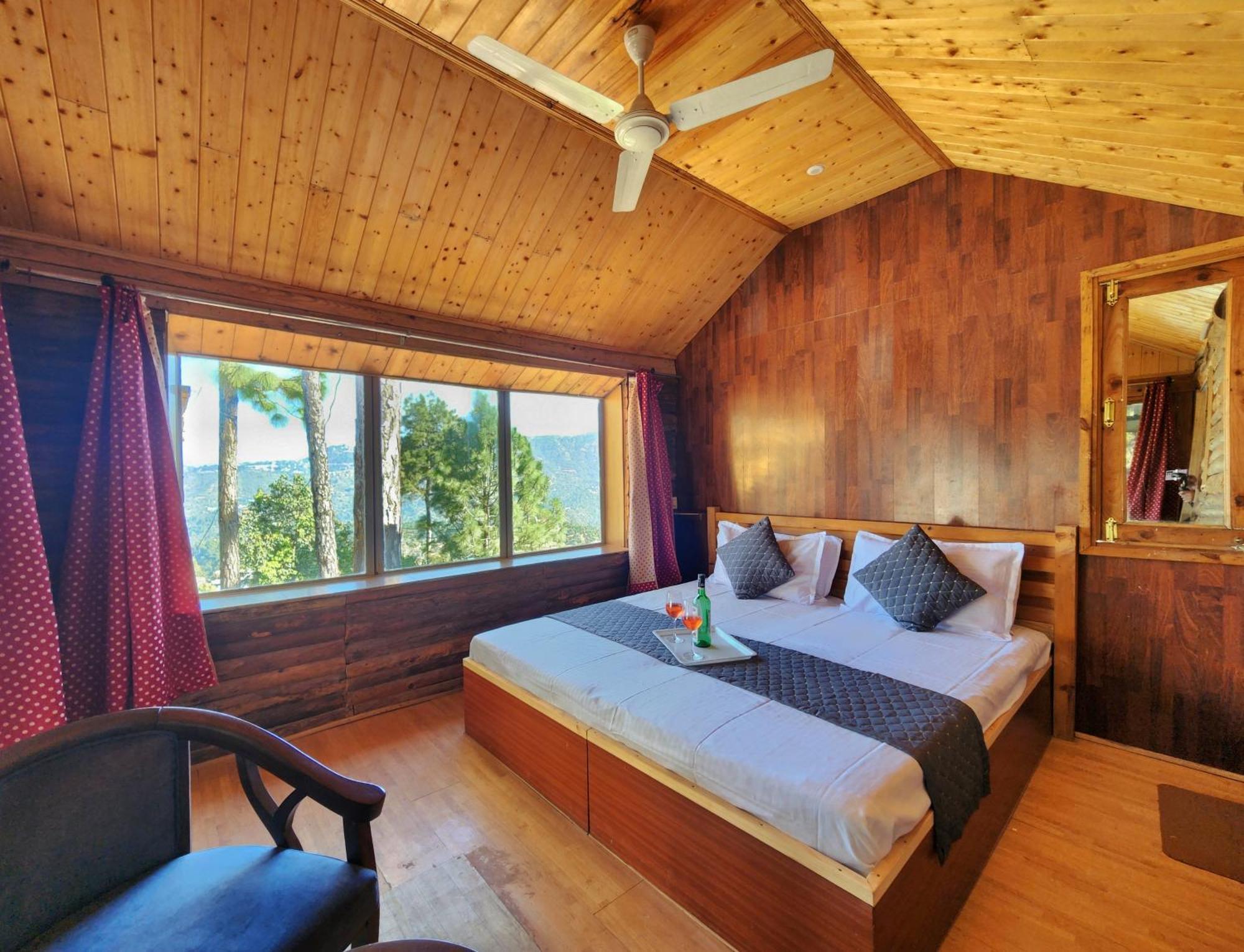 Pine Valley Resort Kasauli Eksteriør bilde